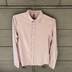 Vouri comfortable dress shirt.